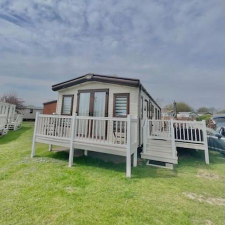 Norfolk Caravan Staycation Pet Friendly Belton with Browston Buitenkant foto