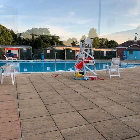Norfolk Caravan Staycation Pet Friendly Belton with Browston Buitenkant foto