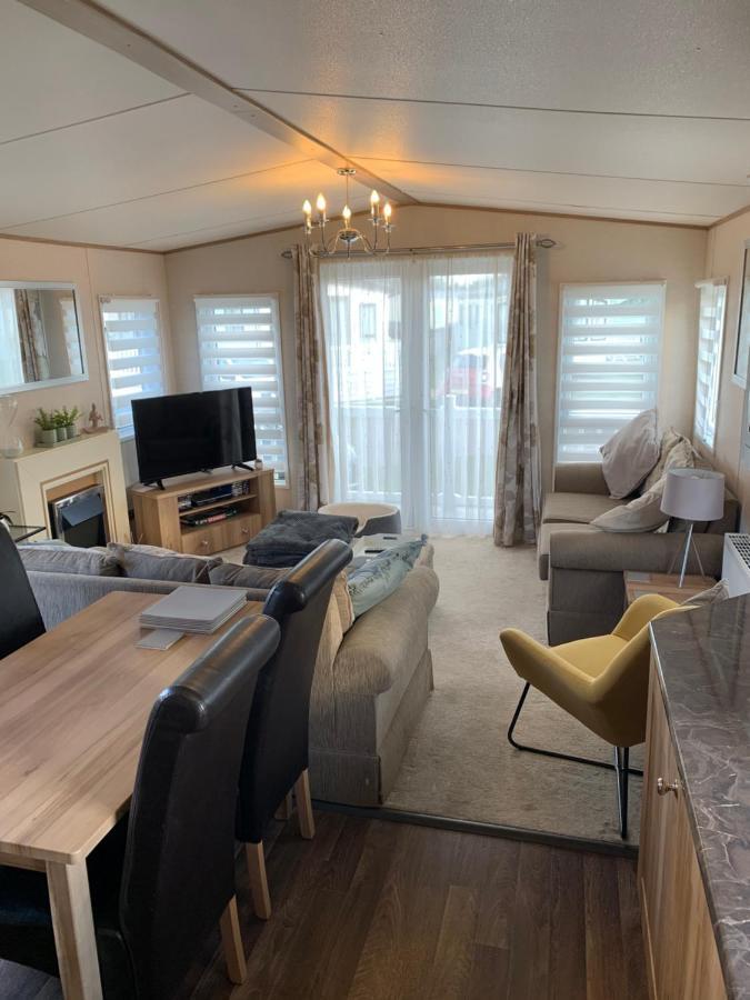 Norfolk Caravan Staycation Pet Friendly Belton with Browston Buitenkant foto